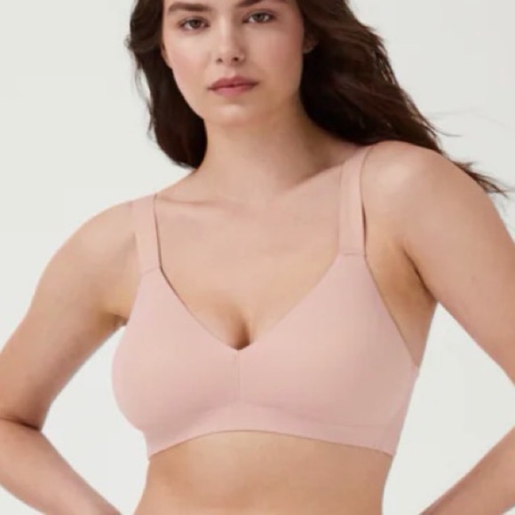 SPANX Other - NWT Spanx lightly lined bralette in vintage rose